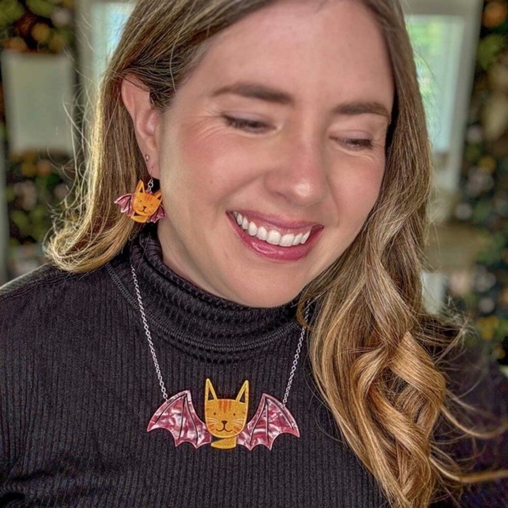 Erstwilder Winged Kitty Necklace By Megan Roy Haunted at Heart NIB - Picture 3 of 10